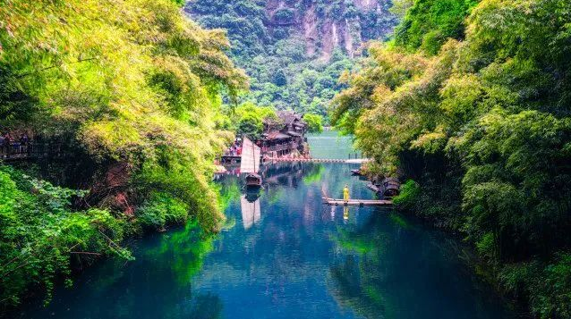 熱烈祝賀我公司產(chǎn)品在湖北省醫(yī)用耗材集中采購平臺掛網(wǎng)成功！